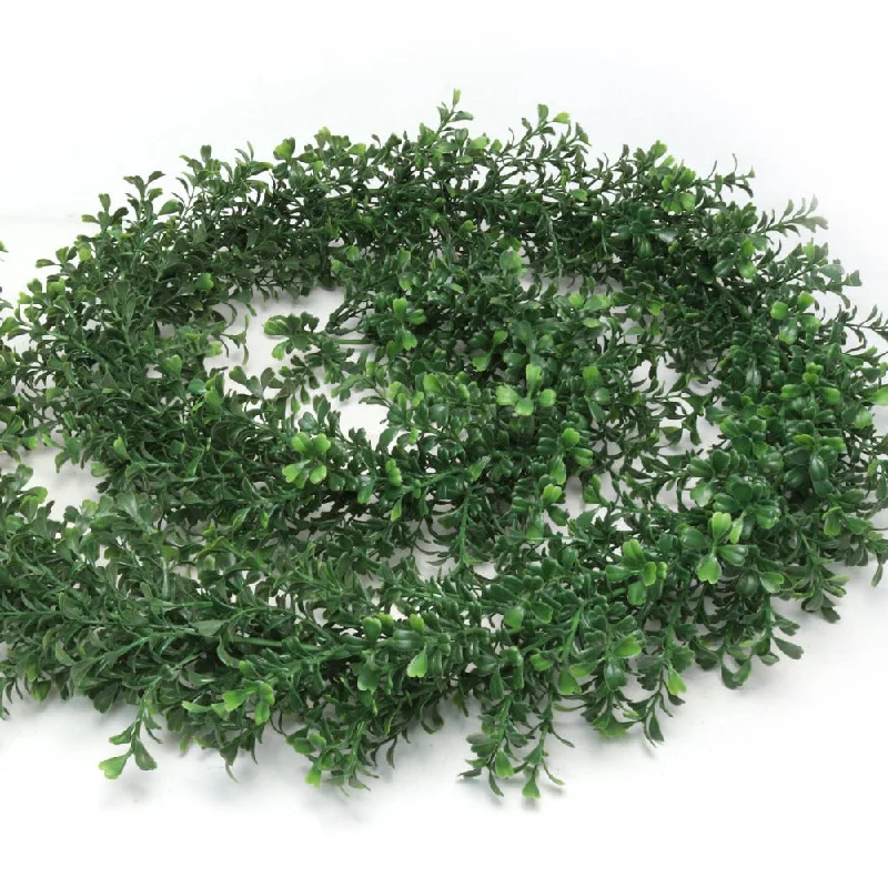 Boxwood Garland